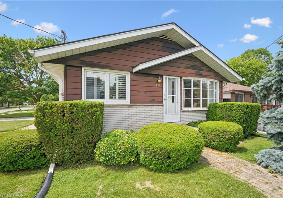 19-weichel-street-kitchener-ontario-40836559