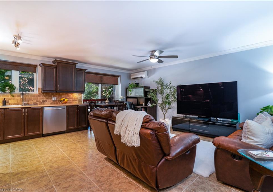 1212-fennell-avenue-e-hamilton-ontario-40836566
