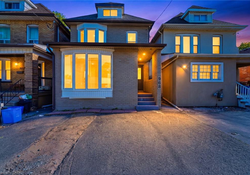 968-main-street-hamilton-ontario-40836573