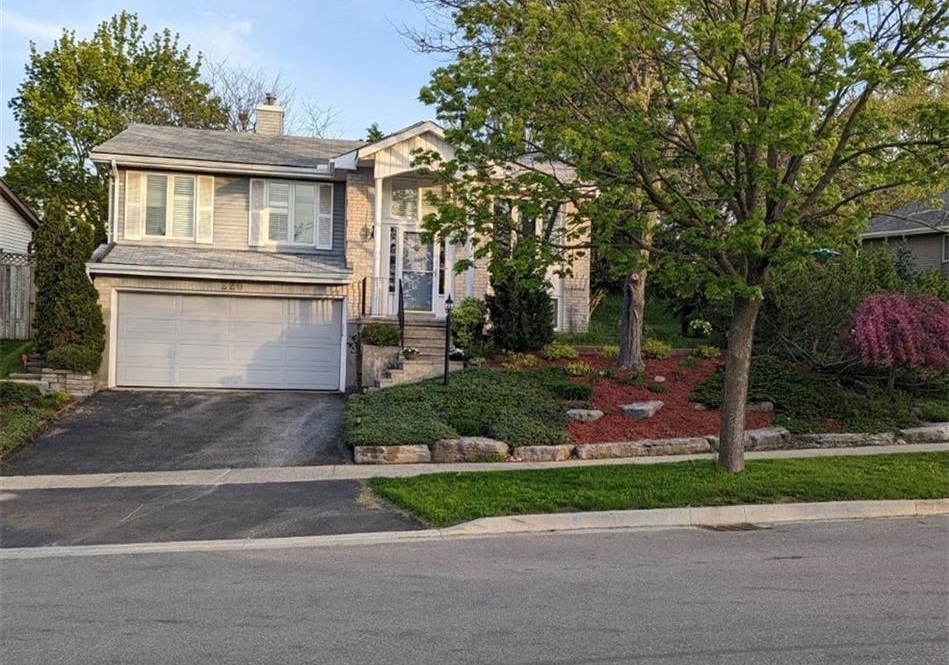 220-grand-river-boulevard-kitchener-ontario-40836582
