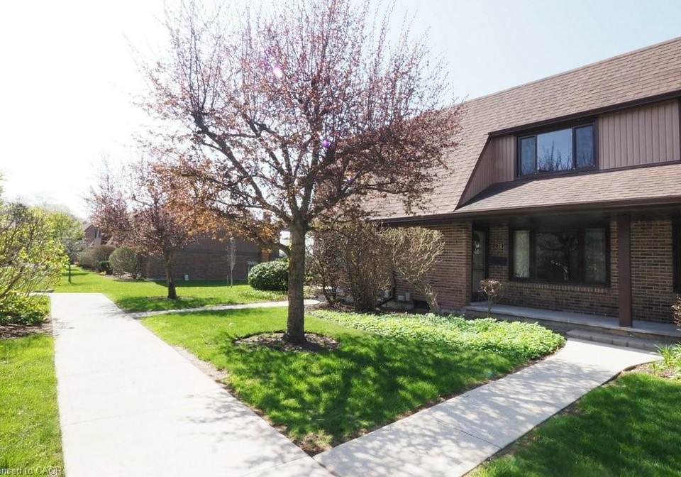 279-sandowne-drive-waterloo-ontario-40836587