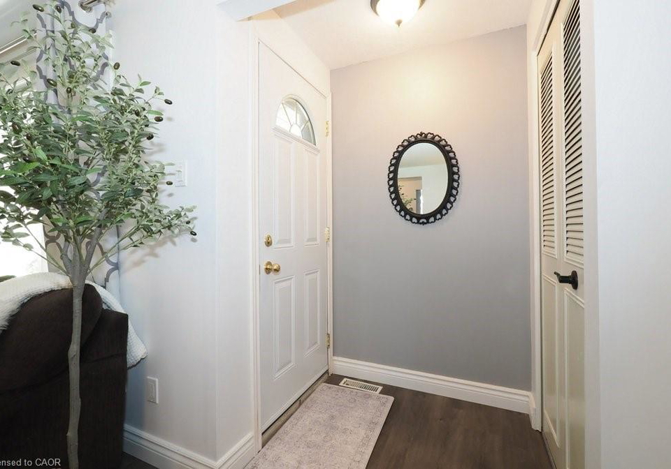 279-sandowne-drive-waterloo-ontario-40836587