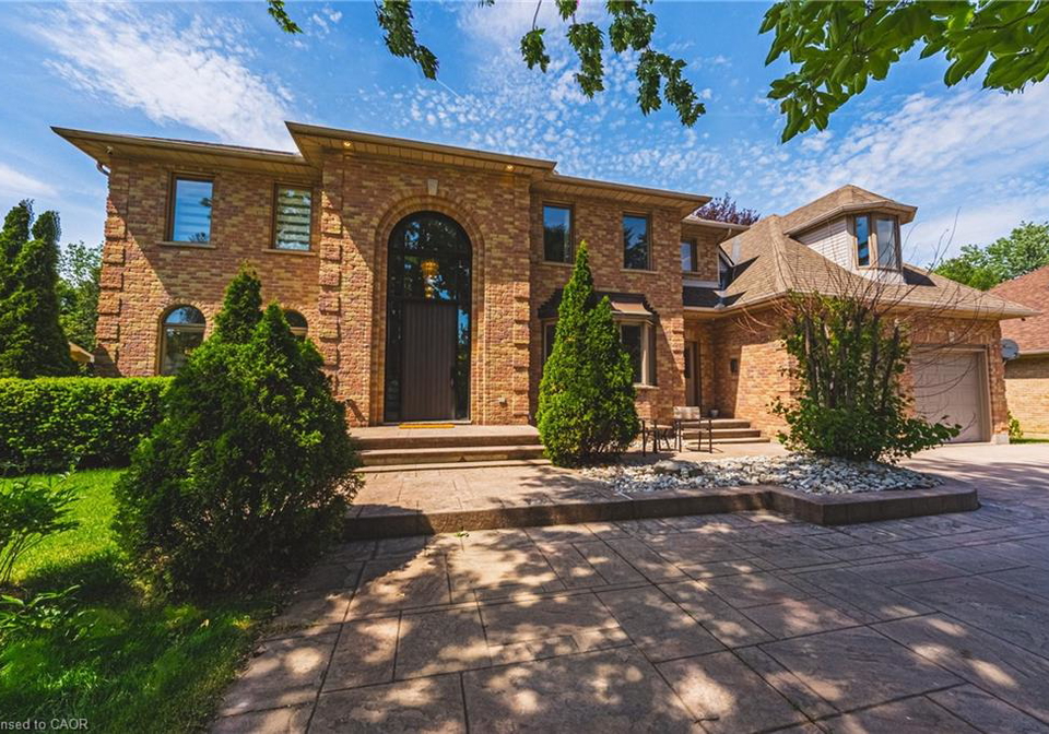 399-golf-links-road-ancaster-ontario-40836591