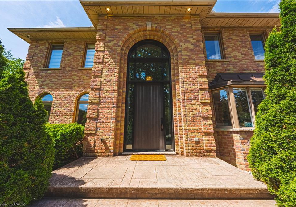 399-golf-links-road-ancaster-ontario-40836591