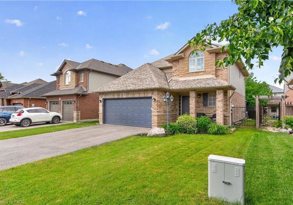 72-etherington-crescent-binbrook-ontario-40836607