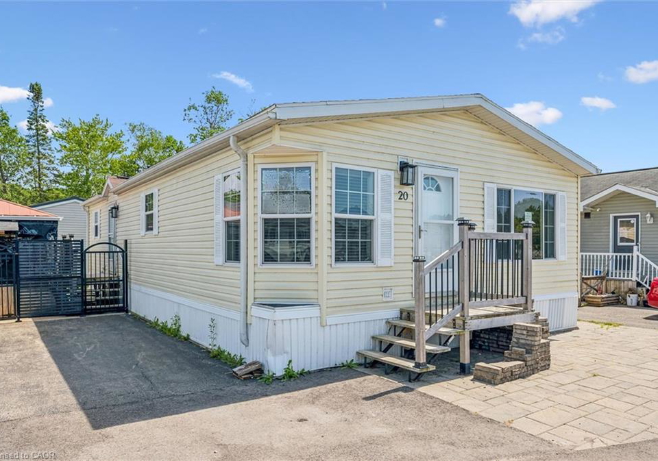 20-elm-street-puslinch-ontario-40836624