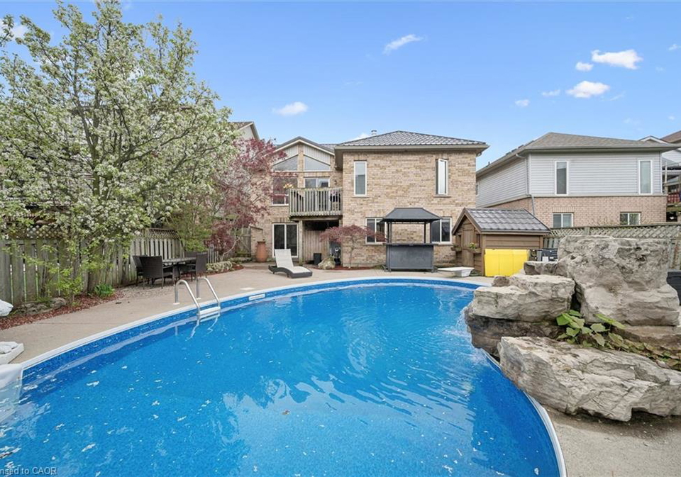 44-mcnichol-drive-cambridge-ontario-40836638