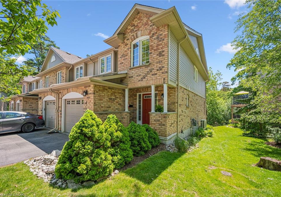 15-bannister-court-cambridge-ontario-40836648