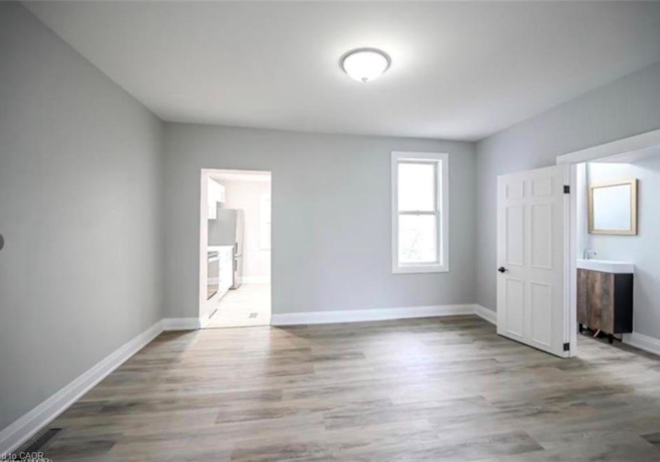 1024-cannon-street-e-hamilton-ontario-40836654