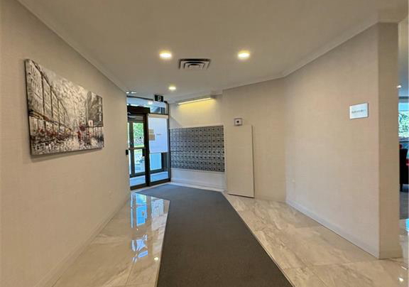 5090-pinedale-avenue-burlington-ontario-40836671