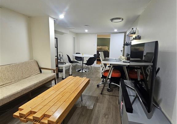 89-south-oval-hamilton-ontario-40836679