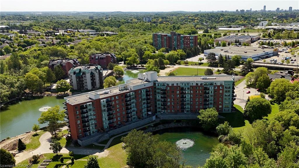 30-blue-springs-drive-waterloo-ontario-40836722