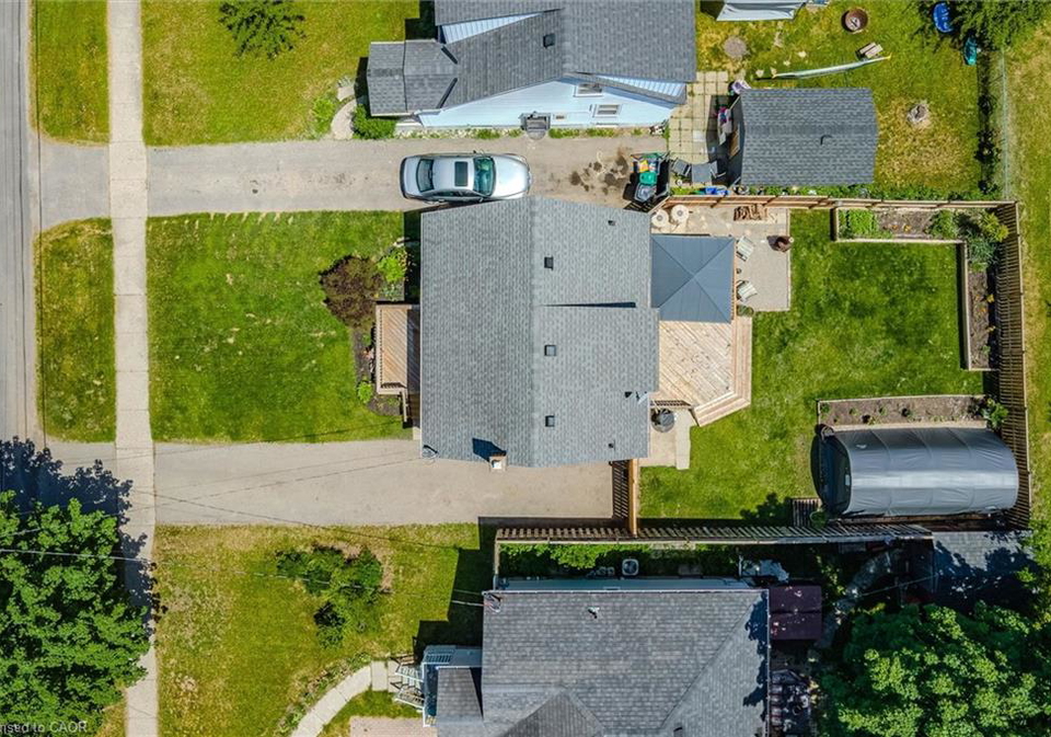 347-blucher-boulevard-kitchener-ontario-40836724
