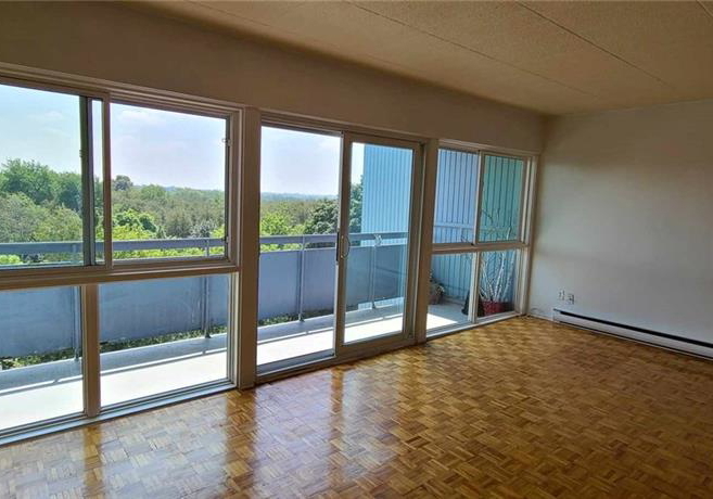 105-conroy-crescent-guelph-ontario-40836735