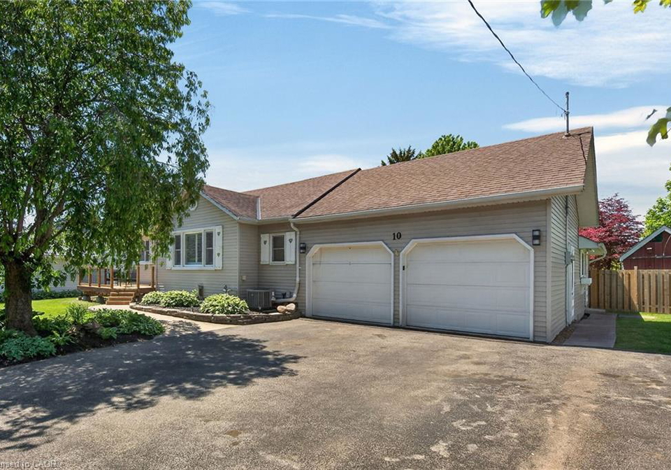 10-elm-street-simcoe-ontario-40836751