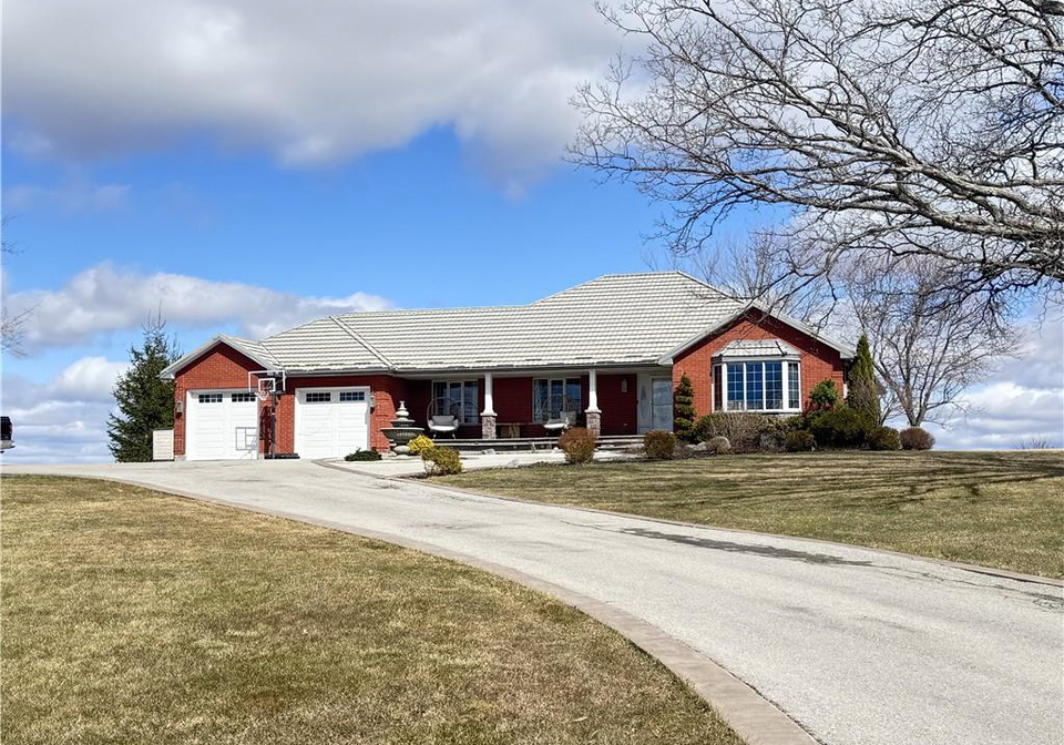 3810-river-road-caledonia-ontario-40836780