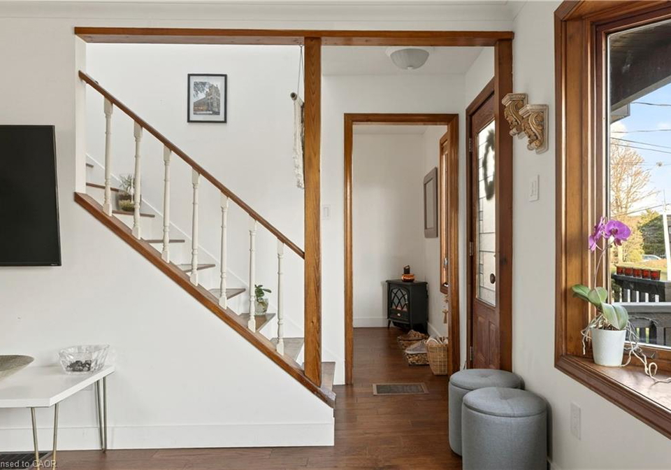 9-morton-avenue-dundas-ontario-40836800