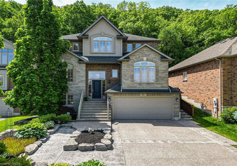 24-heathcote-court-grimsby-ontario-40836811