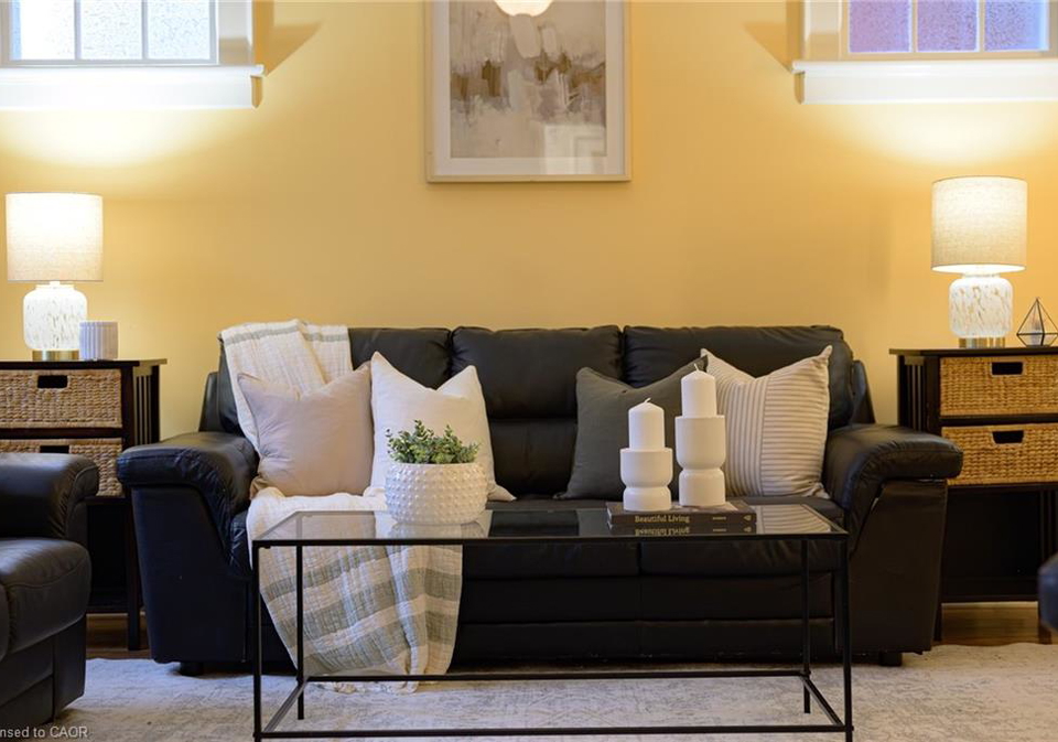 16-borden-avenue-n-kitchener-ontario-40836832
