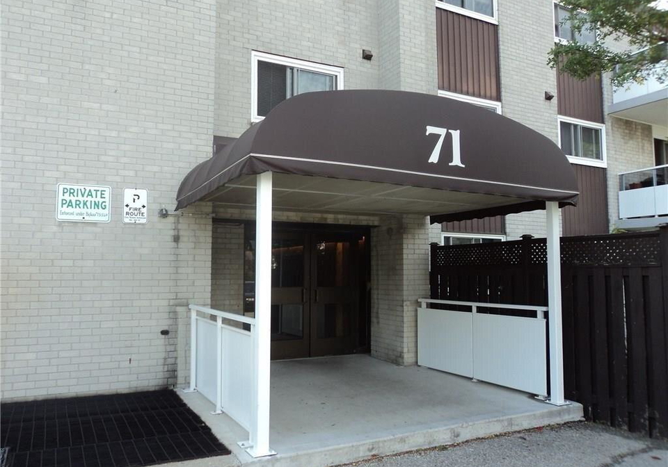 71-vanier-drive-kitchener-ontario-40836845