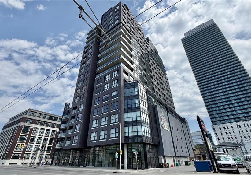 1-victoria-street-s-kitchener-ontario-40836847