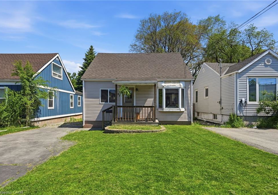 53-dalhousie-avenue-hamilton-ontario-40836852