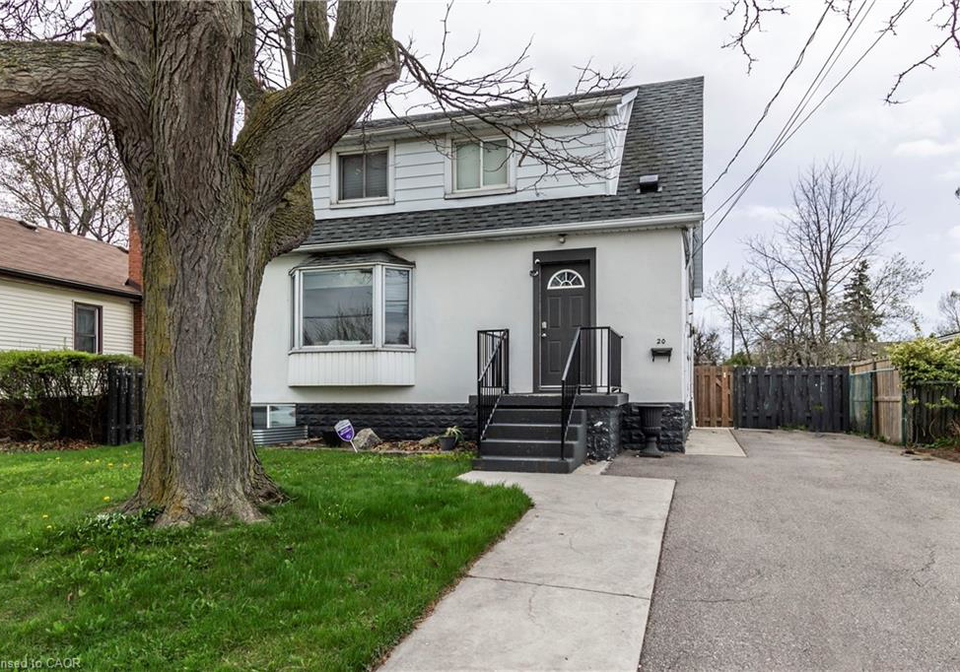 20-west-1st-street-hamilton-ontario-40836856