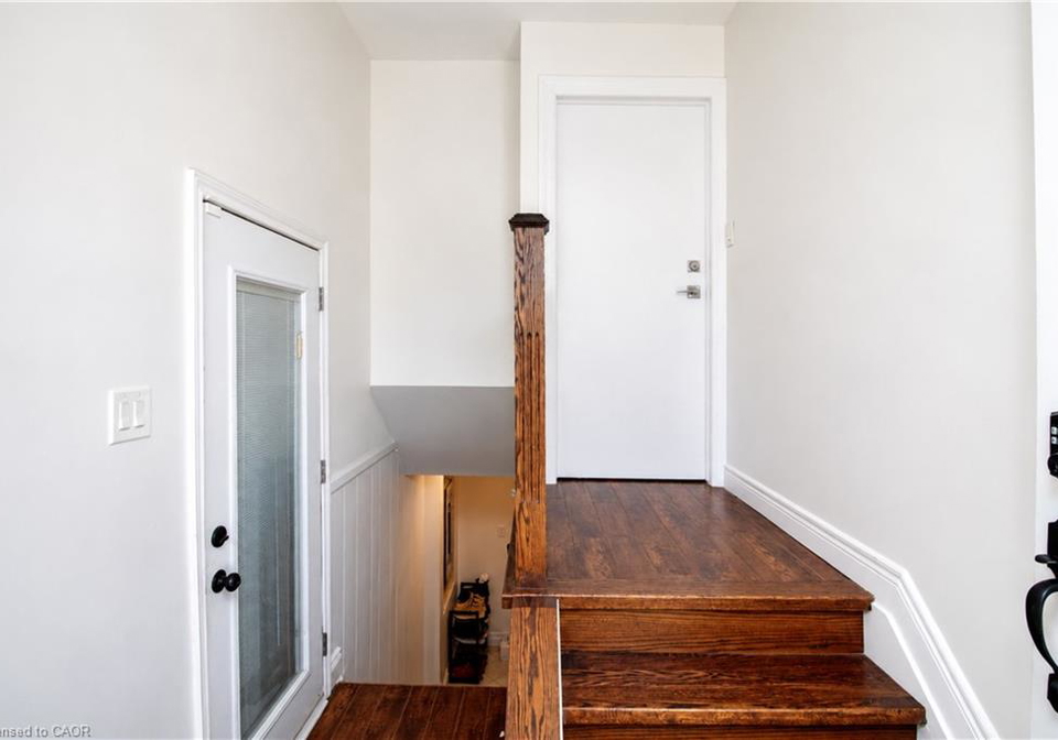 103-mcanulty-boulevard-hamilton-ontario-40836870