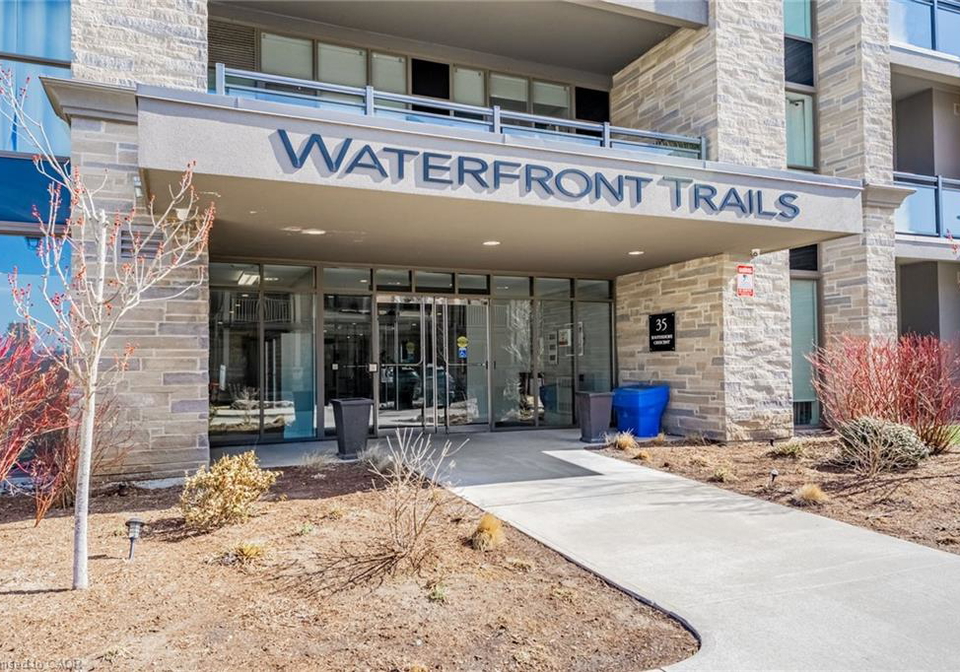 35-southshore-crescent-stoney-creek-ontario-40836895