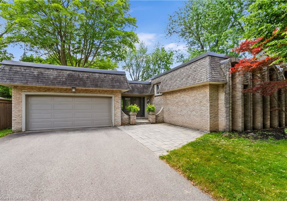 166-castle-crescent-oakville-ontario-40836904