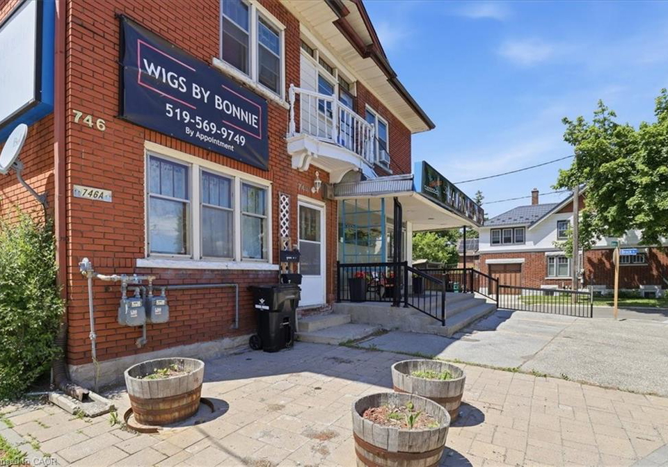 744-queen-street-s-kitchener-ontario-40836905