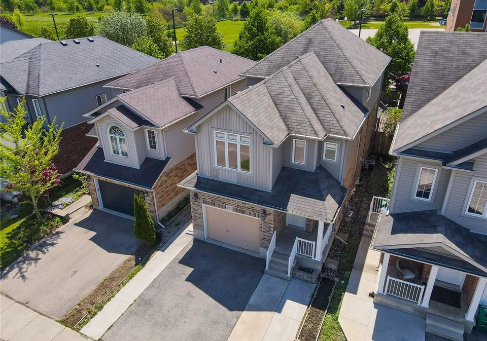 357-parkvale-drive-kitchener-ontario-40836921