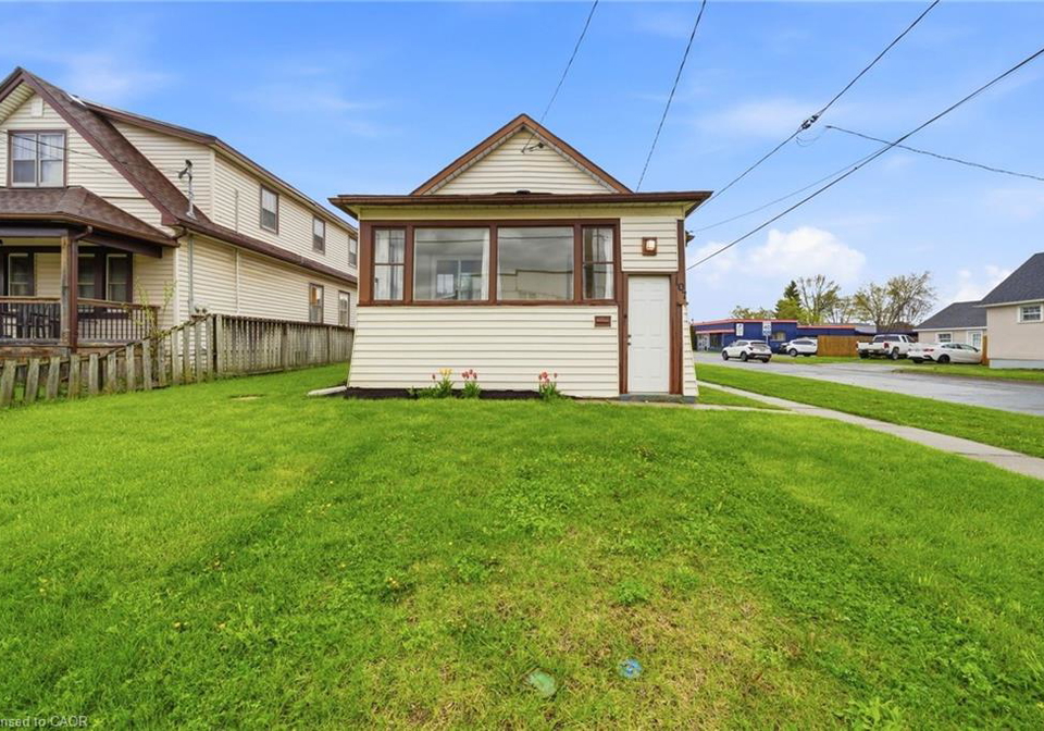 107-broadway-street-welland-ontario-40836937