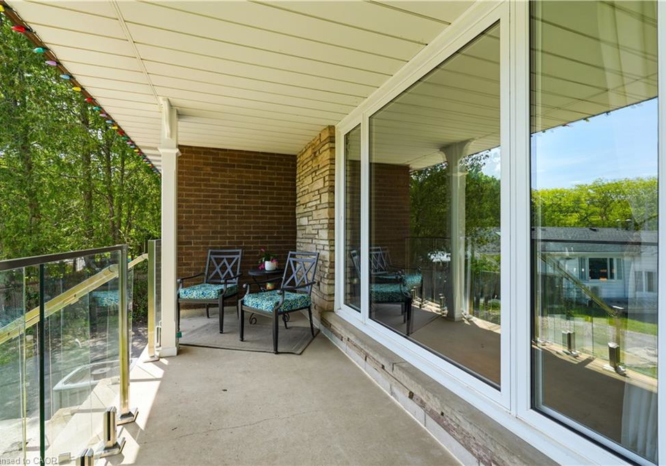 52-parkside-avenue-dundas-ontario-40837009
