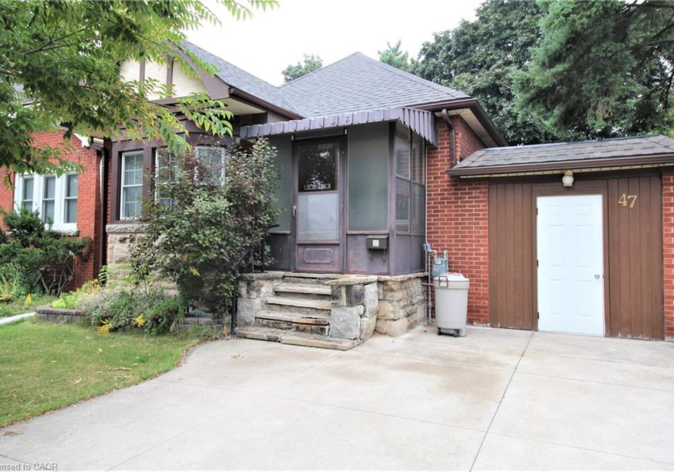 47-marion-avenue-s-hamilton-ontario-40837012
