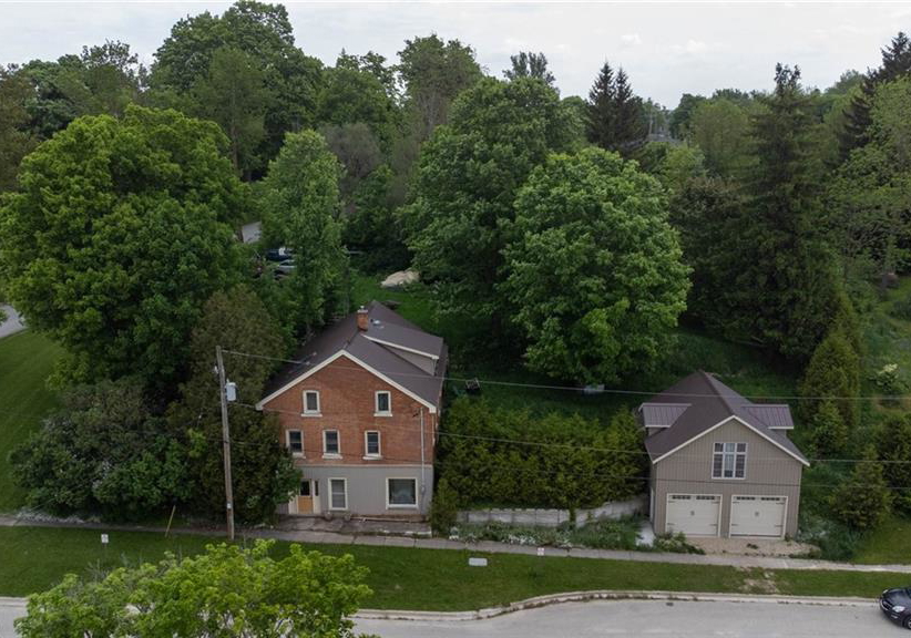 3095-old-mill-street-fordwich-ontario-40837014