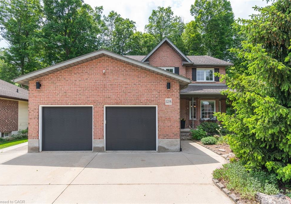 128-eby-crescent-new-hamburg-ontario-40837024