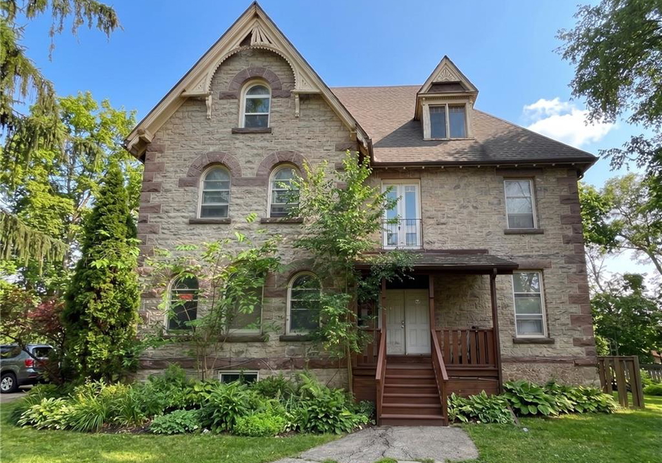 130-brown-street-cambridge-ontario-40837027