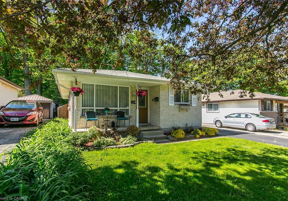 34-blackhorne-crescent-kitchener-ontario-40837029