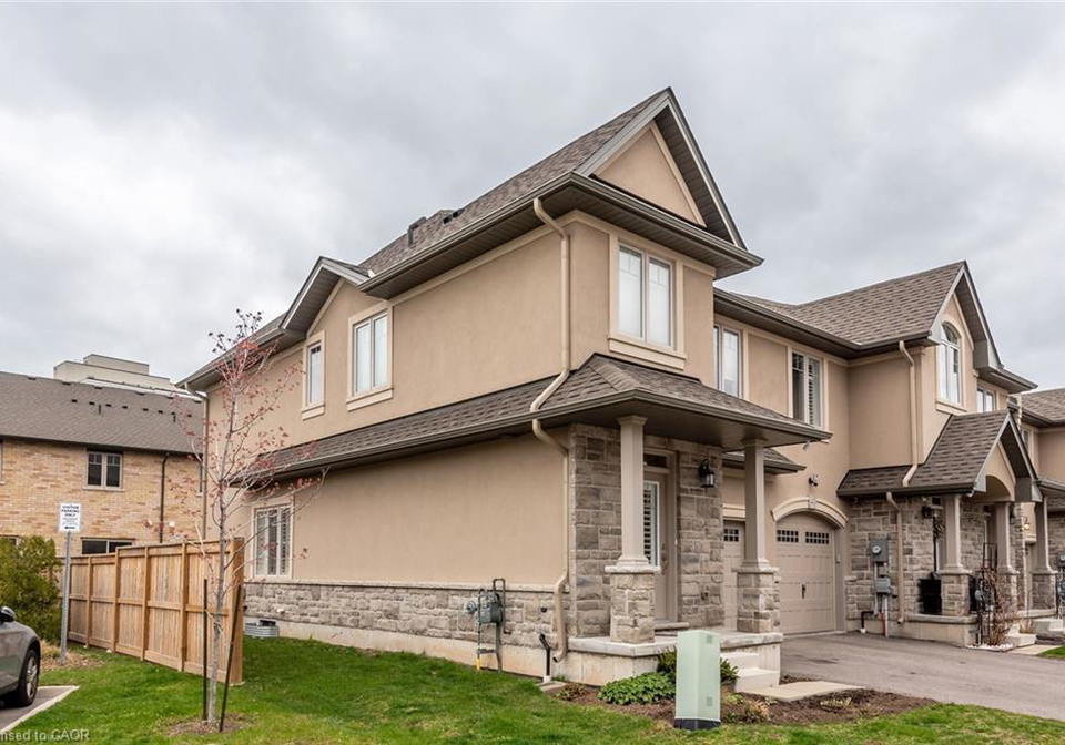 98-shoreview-place-stoney-creek-ontario-40837067