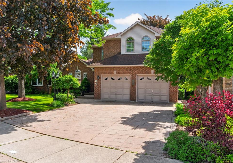 21-fern-avenue-waterdown-ontario-40837155