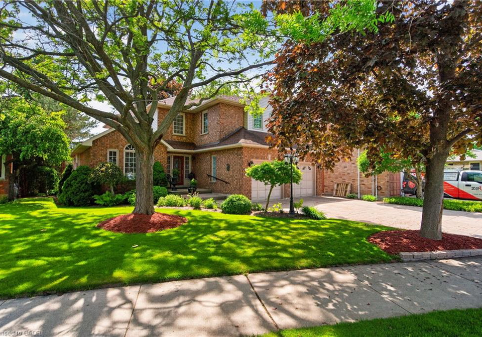 21-fern-avenue-waterdown-ontario-40837155