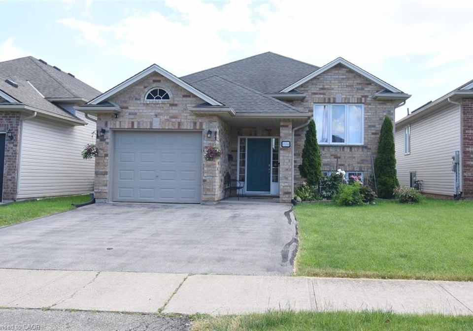334-st-lawrence-drive-welland-ontario-40837158
