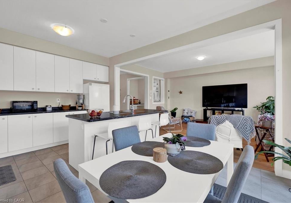 73-stern-drive-welland-ontario-40837190