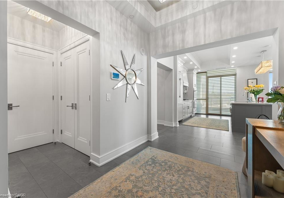 2060-lakeshore-road-burlington-ontario-40837199