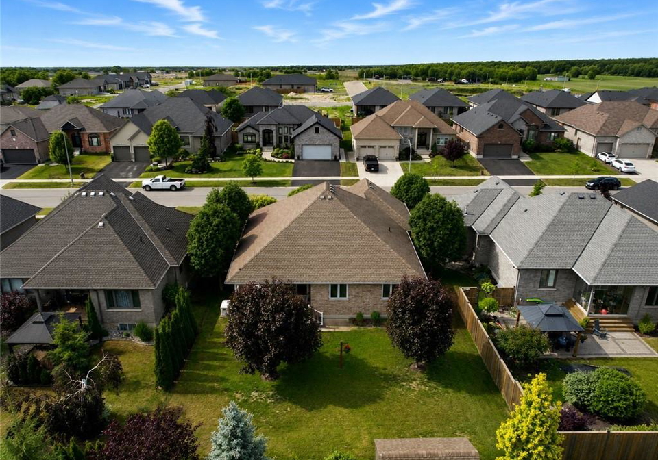 39-ross-avenue-n-simcoe-ontario-40837216