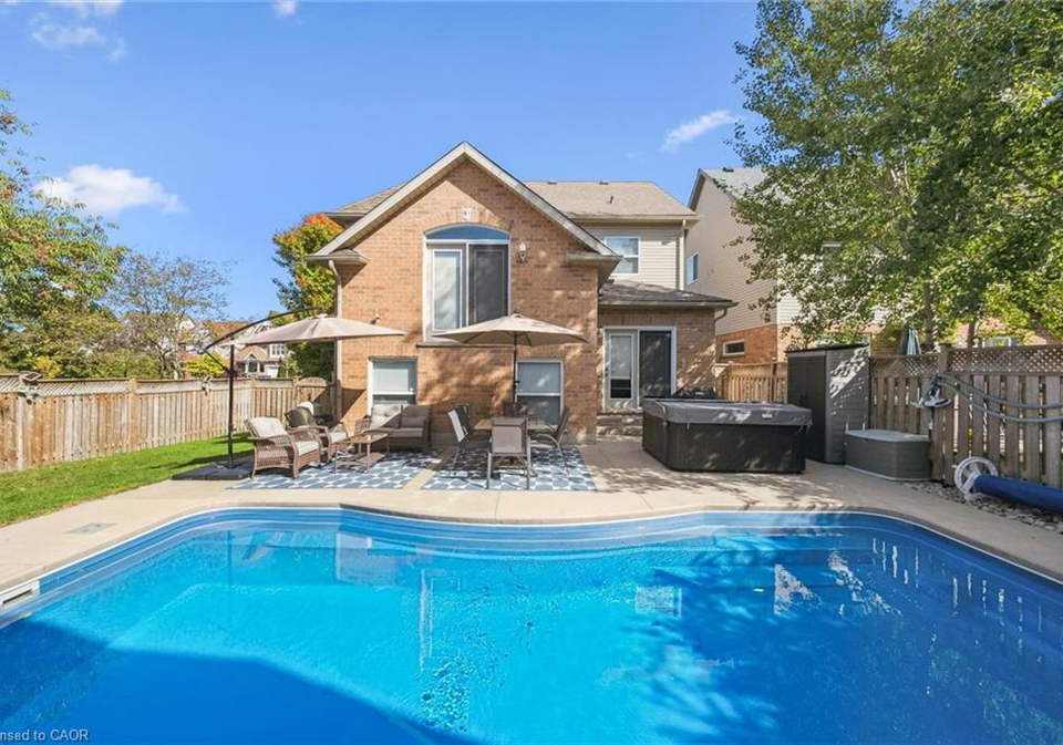 273-carrington-drive-guelph-ontario-40837221