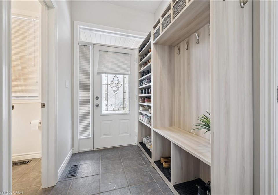 273-carrington-drive-guelph-ontario-40837221