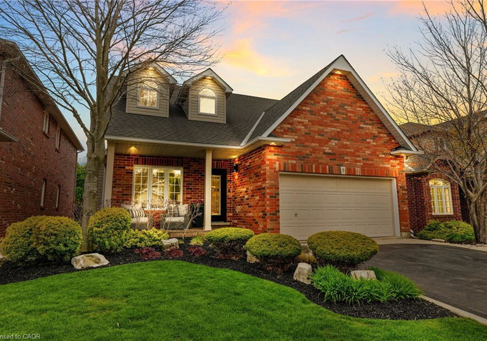 5-volterra-court-waterdown-ontario-40837251