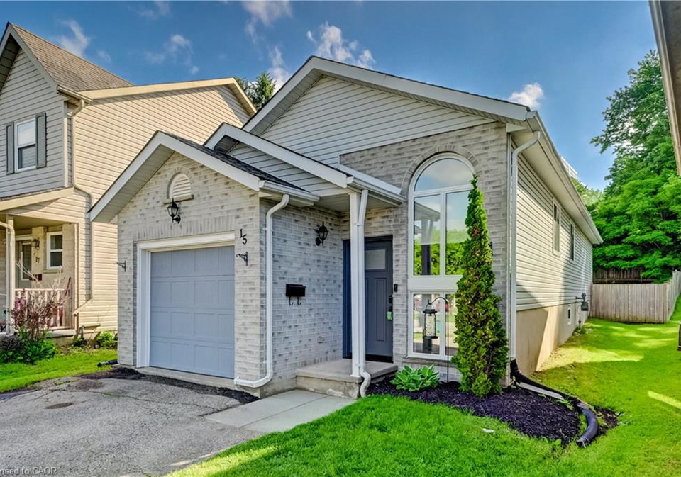 15-michelle-court-kitchener-ontario-40837261